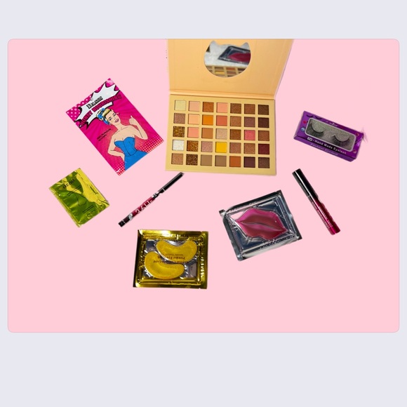 makeup box - Picture 2 of 2